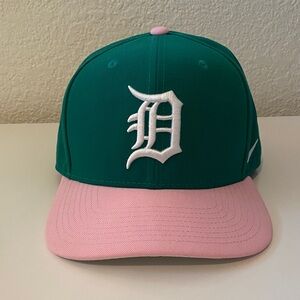 NWOT Detroit Tigers Malachite Pro Nike Dri-FIT MLB Adjustable SnapBack Hat
